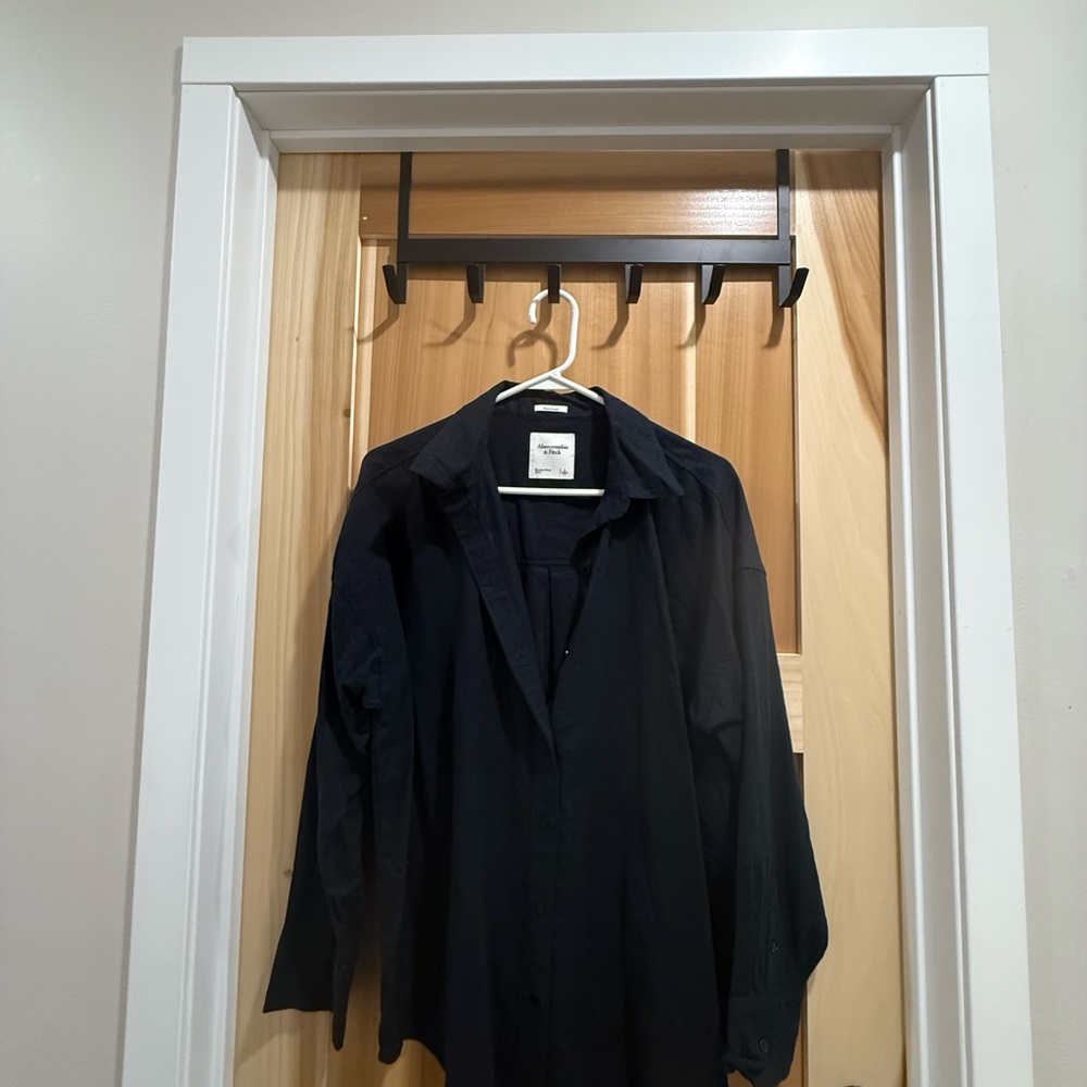 Abercrombie & Fitch Black Button Down Shirt